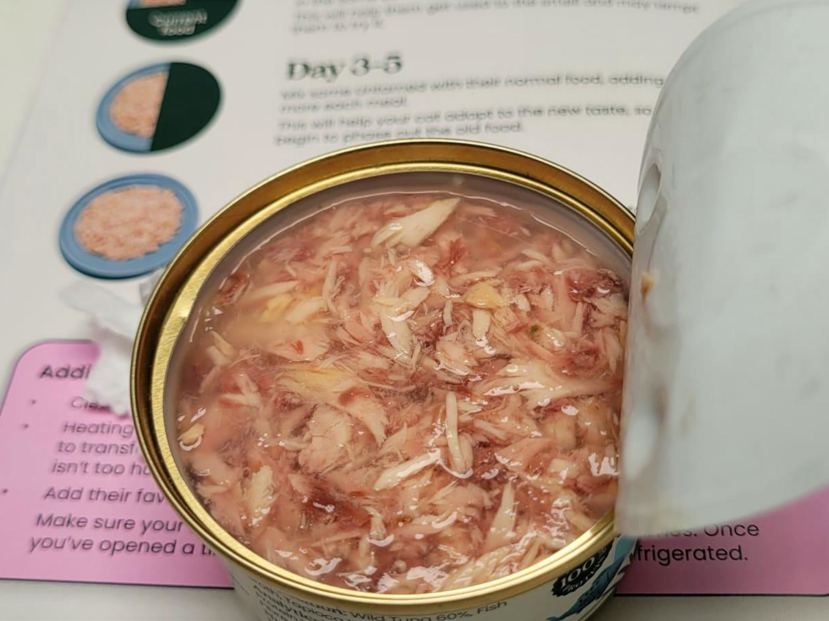 Tin of Tuna cat food